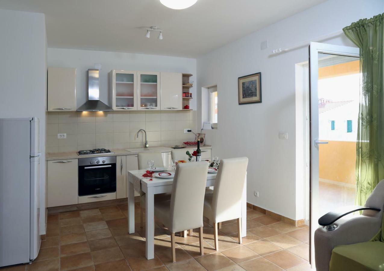 Apartman Zara Ражань Экстерьер фото